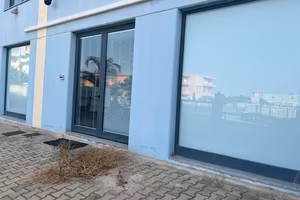 Locale/ufficio rifinito zona industriale selargius