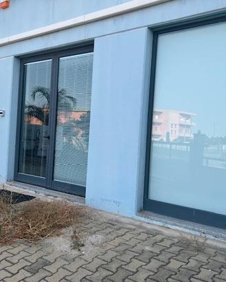 Locale/ufficio rifinito zona industriale selargius