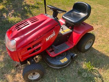 Trattorino Tagliaerba Mtd