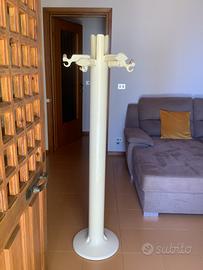 Appendiabiti mod. “PLANTA” design Castelli 1972