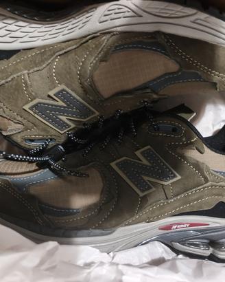 new balance 2002r