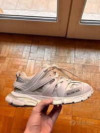 Balenciaga Truck 41