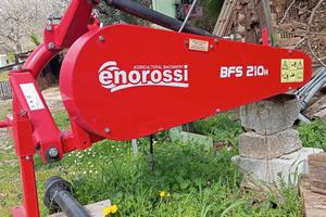 Falciatrice enorossi