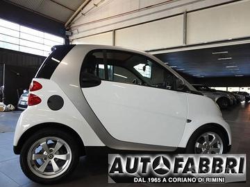 SMART - Fortwo - 1000 52 kW MHD coupé pulse-