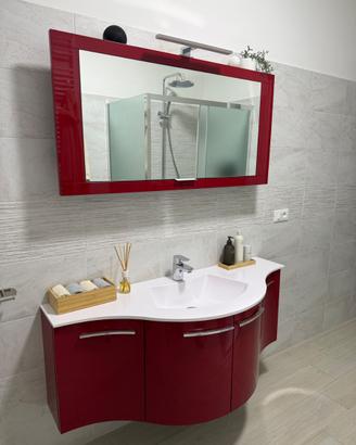 Mobile bagno rosso