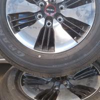 GOMME E CERHI ISUZU 265-60 R18