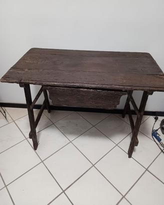 Capretta antica restaurata