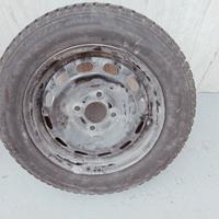 2 CERCHI PNEUMATICI INVERNALI 175 65 14 X FORD FES