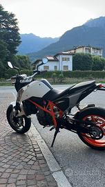 Ktm Duke 690