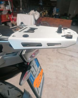 Piastra Givi
