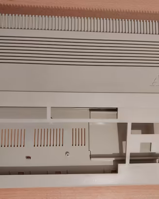 Scocca originale Amiga 500 new label