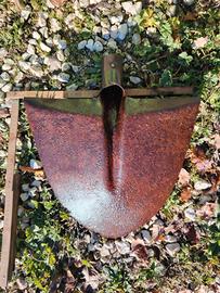 BADILE DA MURATORE E GIARDINAGGIO