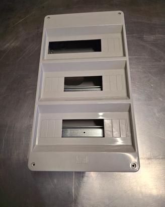 Centralino 3 file da 12 moduli gewiss(GW40032)