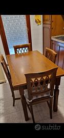 Set Pranzo: Tavolo Allungabile + 4 Sedie