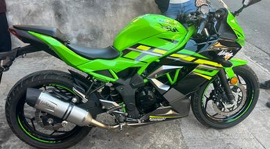 Kawasaki ninja 125 2021
