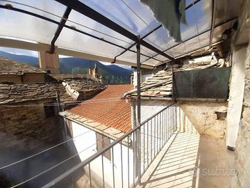 Casa indipendente di 130 m² con 5 locali a Rezzo