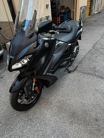 Yamaha T-max 560 tech max full 2024