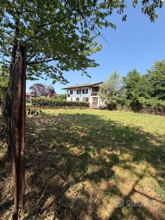 Terreno di 2500 m² a Candelo - Altro