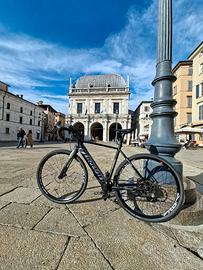 Bicicletta gravel  elettrica  Torpado 