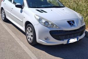 PEUGEOT 206+ GPL (2011)