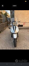 Beverly Tourer 125cc