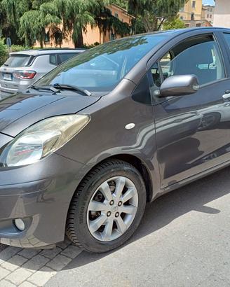 Toyota Yaris 1.4 d.4 diesel sol