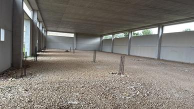 Capannoni Artigianali/Commerciali