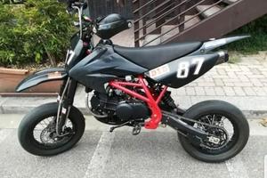 Pit Bike Motard 160CC 4T - Solo 30 ore di utilizzo