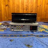 Autoradio con display