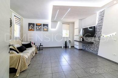 Villa di 215 m² con più di 5 locali e box auto a S