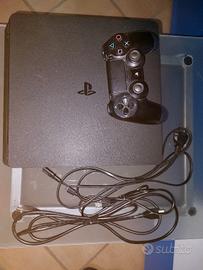    Playstation 4 (slim ) 