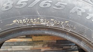 gomme Fireston invernali 165/65 R 15 92 T  M+S