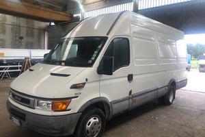 IVECO 35C13 GRANVLUME