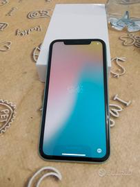iPhone 11  64GB