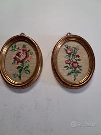 Coppia di quadri OVALI a PUNTO CROCE con cornice