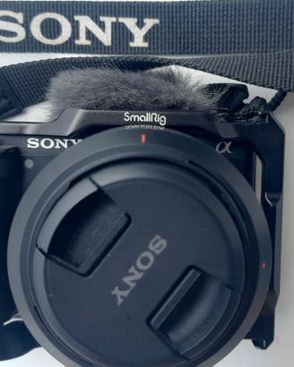 Sony ZVE10 + Obb 16-50 + 3 batterie + Cage Smallri