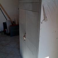 mobile in lamiera zincata da esterno