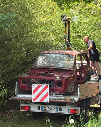 scocca Lada niva