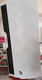 PC gaming fascia bassa (pulisco prima di spedire)