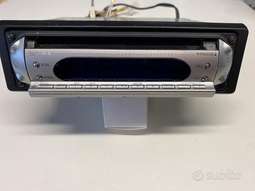 Autoradio Sony CDX-R6750