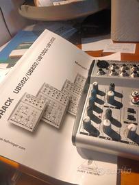 mixer behringer ub 502