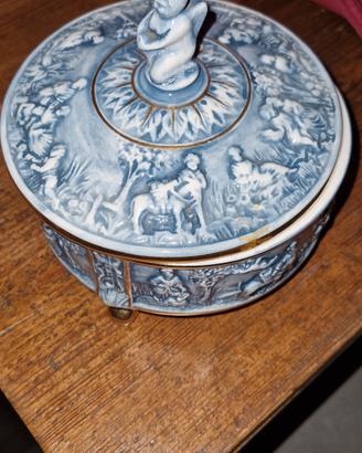 ceramica Capodimonte