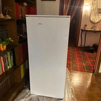 Frigorifero monoporta con freezer ottime condizion