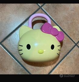 Valigetta Hello Kitty -postazione trucco anni 2000
