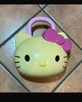 Valigetta Hello Kitty -postazione trucco anni 2000