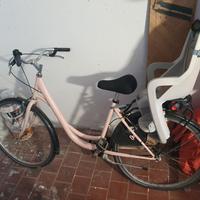 Bicicletta City Bike Rosa + Seggiolino Bimbo