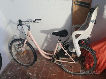 Bicicletta City Bike Rosa + Seggiolino Bimbo