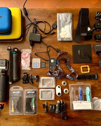 GoPro HERO4 Silver Edition Adventure e accessori