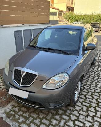 Lancia Ypsilon 1.4 77cv Oro EcoChic GPL