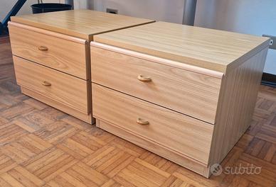 Coppia comodini in legno stile classico